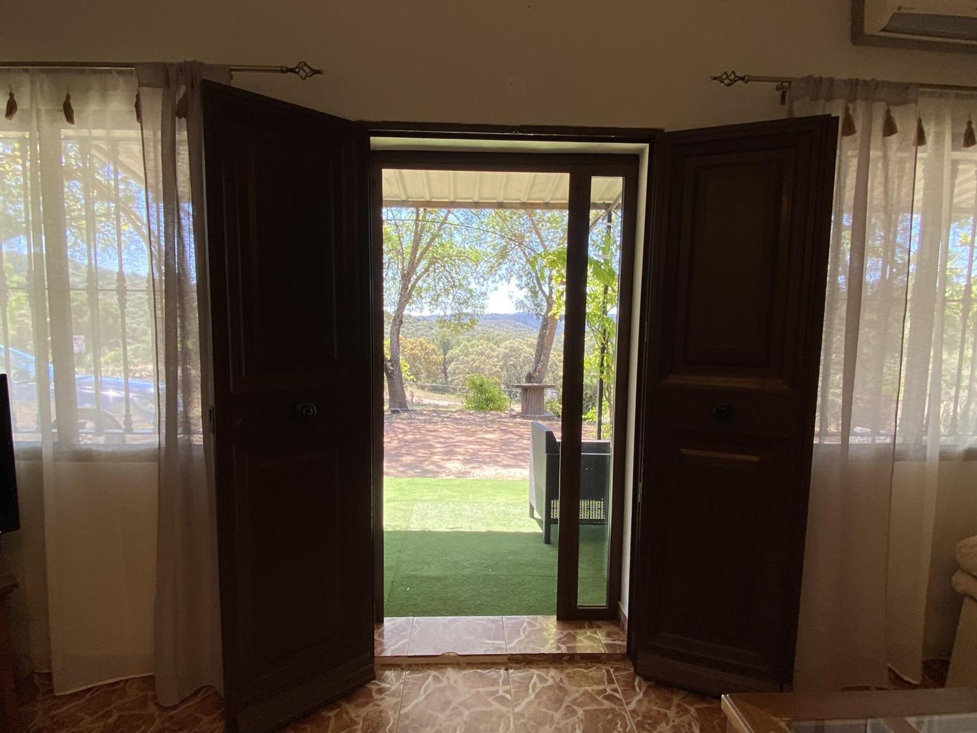 Las Chorreras Del Orejon 2 Villaviciosa de Cordoba Bagian luar foto